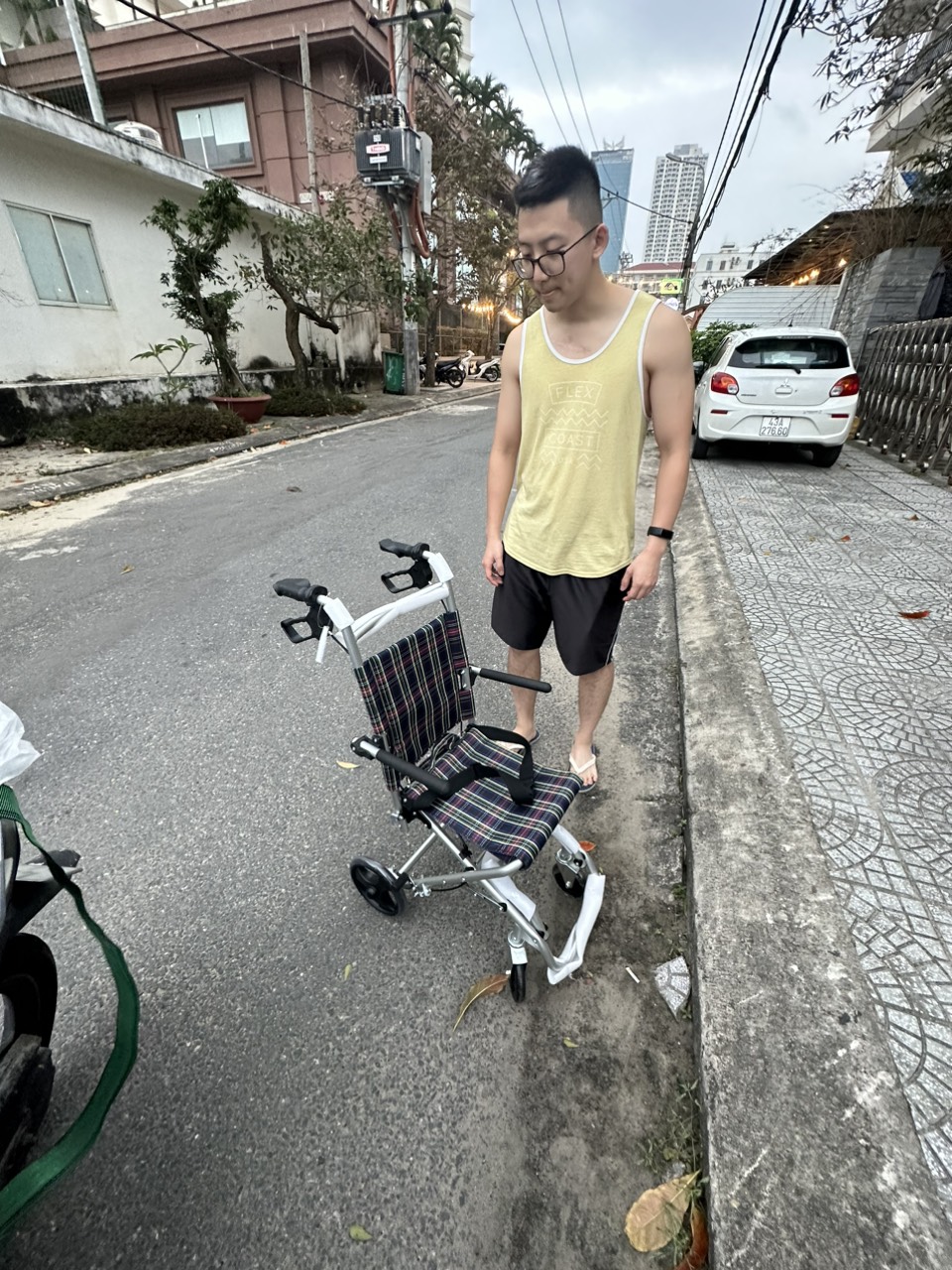 Thuê xe lăn du lịch tại Đà Nẵng